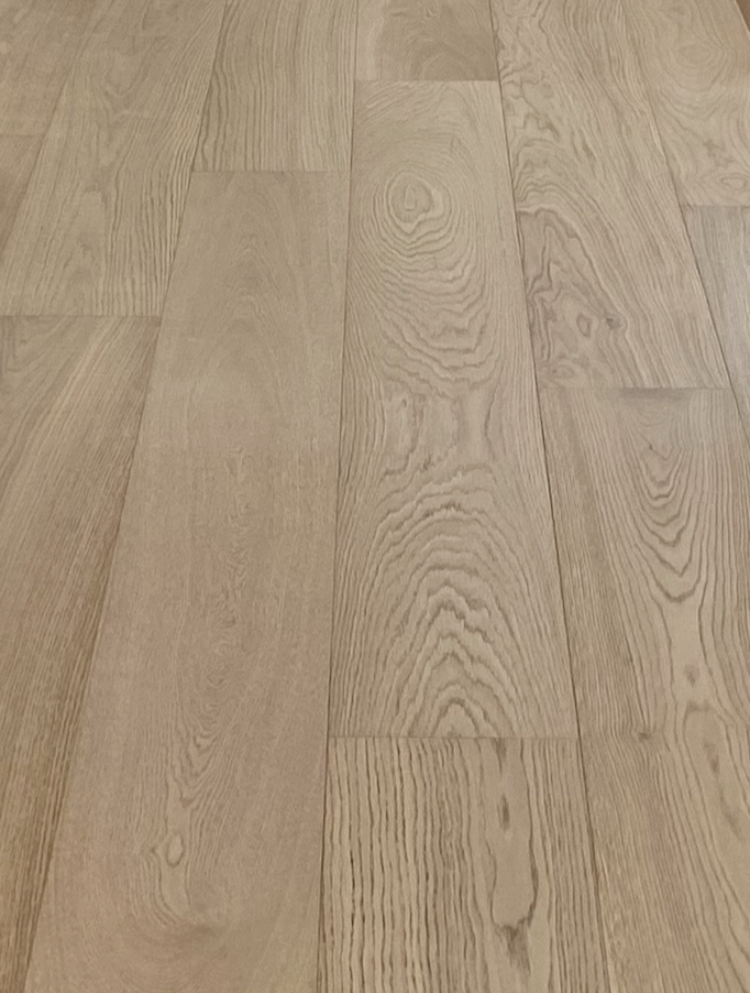 Origin European-American oak flooring in a living room
