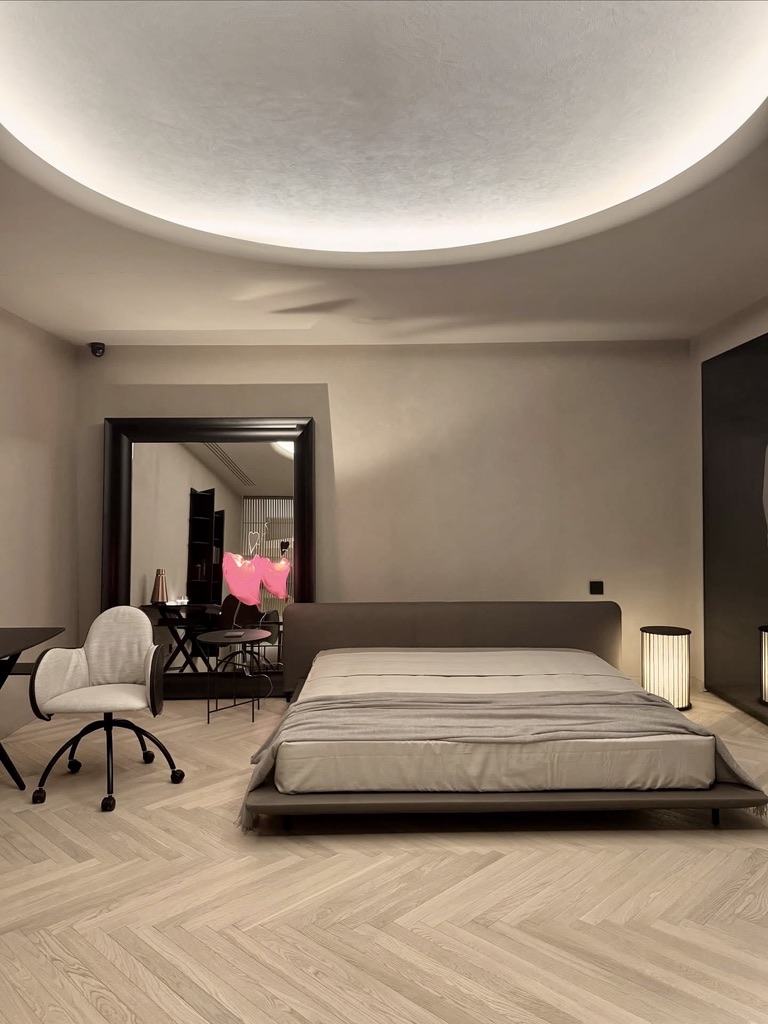 Tarima Herringbone en Showroom Boffi Moraira